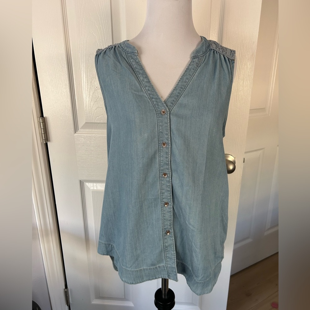 Anthropologie HOLDING HORSES Blue Sleeveless Blouse Relaxed Fit Sz 6